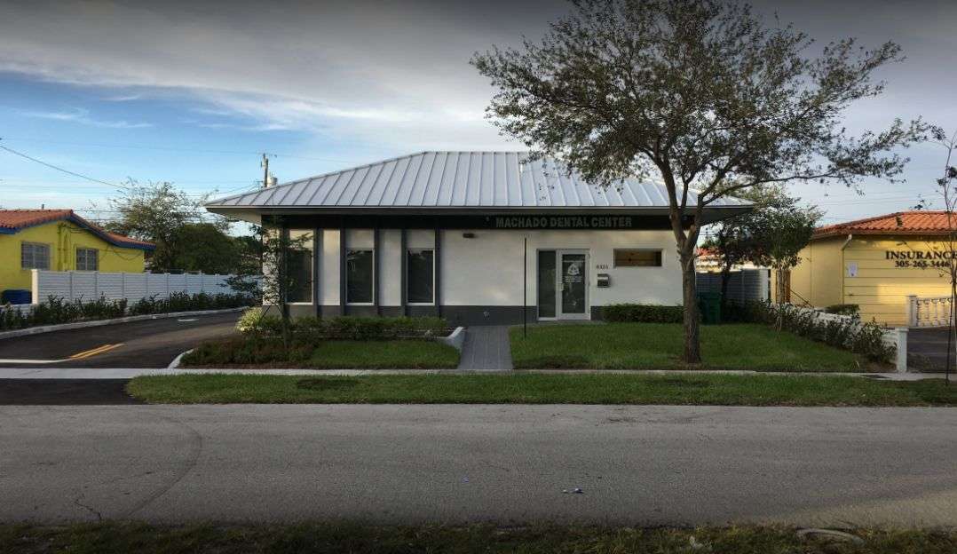 Dentist in Miami, FL
